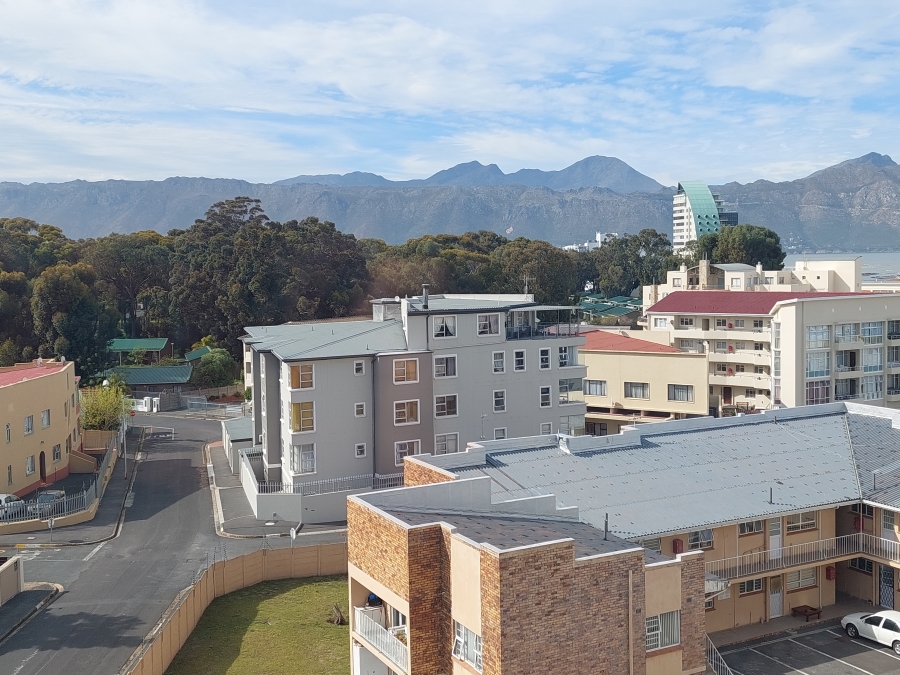 2 Bedroom Property for Sale in Strand South Western Cape